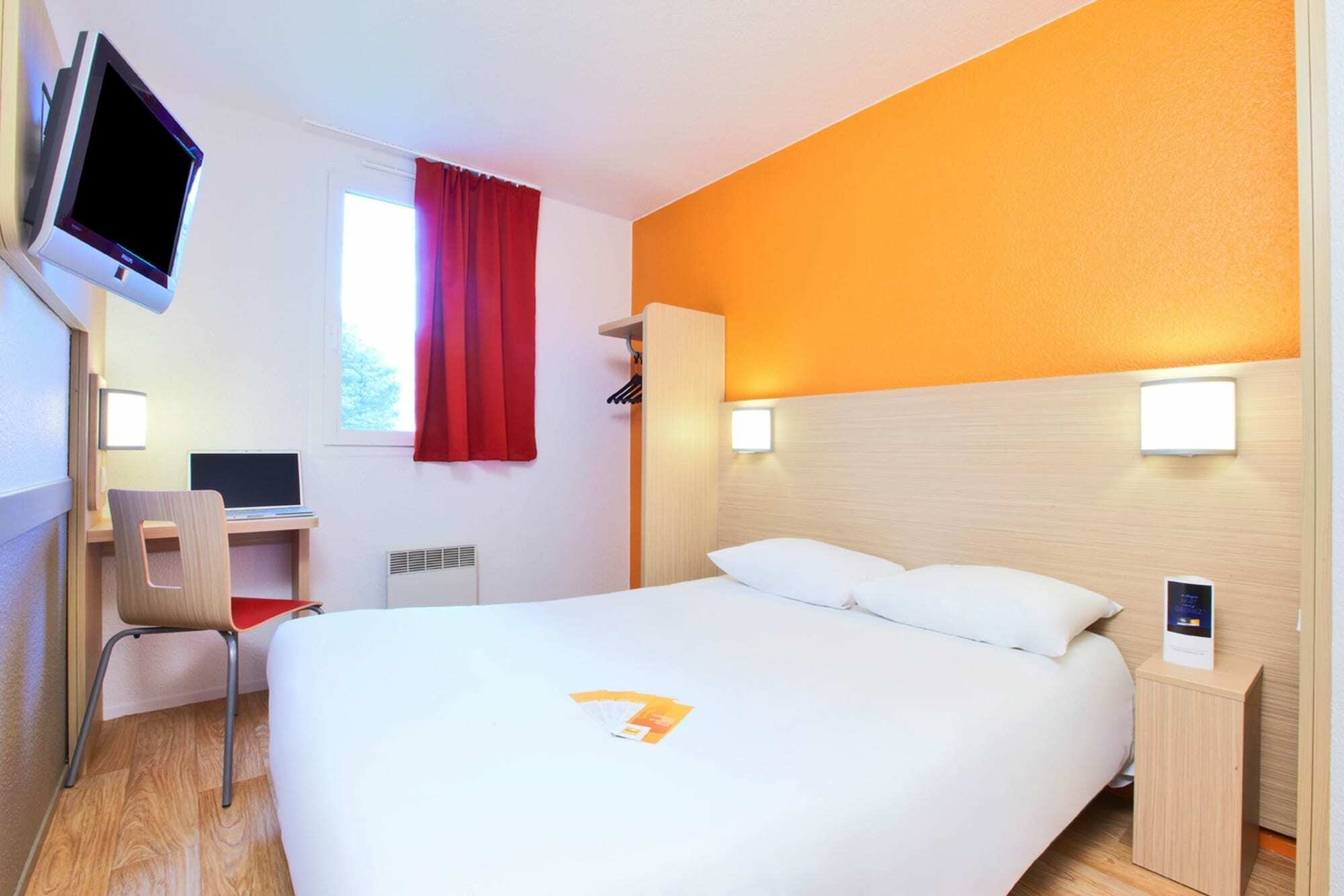 Premiere Classe Montelimar Nord - A7 Sortie 17 Les Tourrettes Exterior photo